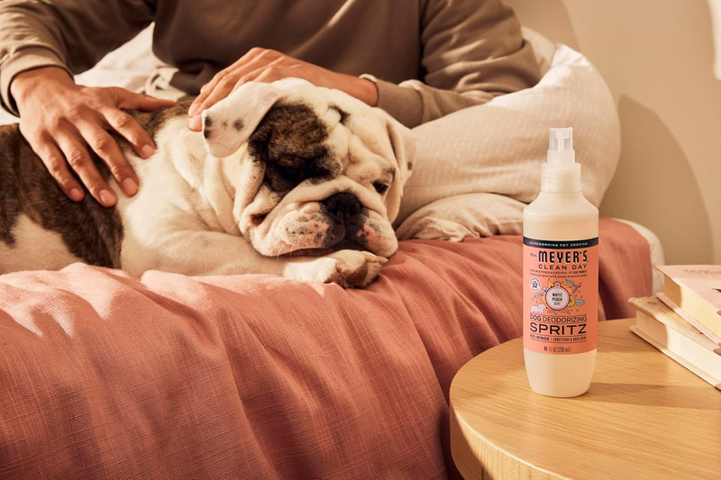 MRS. MEYER'S CLEAN DAY Dog Deodorizing Spray, White Peach Scent, 8oz