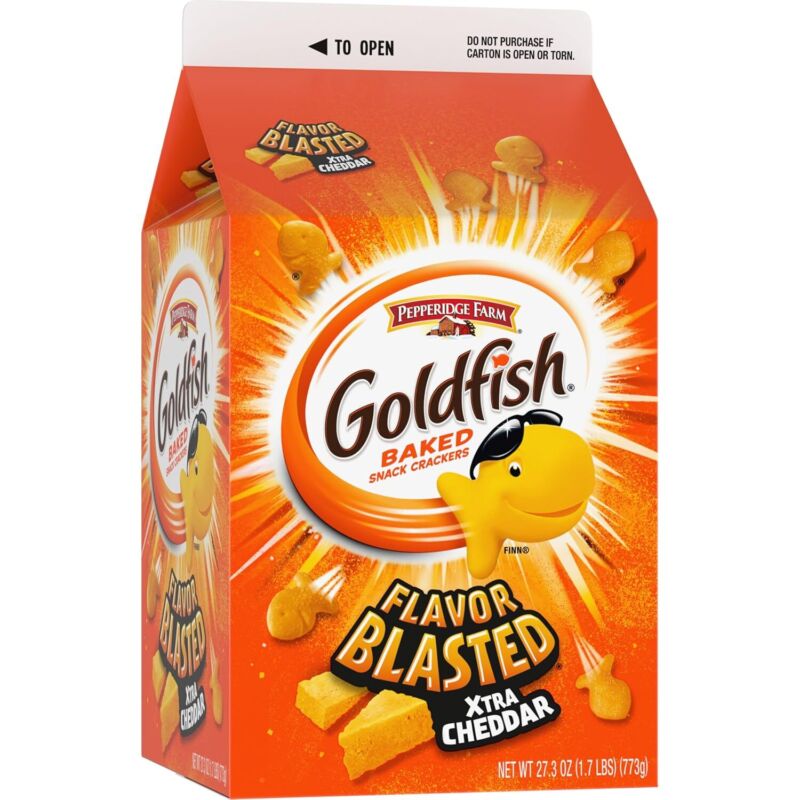 Goldfish Flavor Blasted Xtra Cheddar Cheese Crackers, 27.3 oz Carton : Goldfish