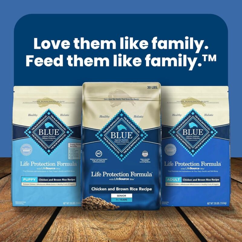 Blue Buffalo Life Protection Formula Small Breed Senior Dry Dog Food, Supports Joint Health and Immunity, Made with Natural Ingredients, Chicken & Brown Rice Recipe, 15-lb. Bag : Pet Supplies