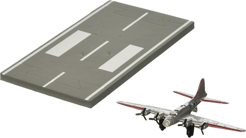 Daron Worldwide Trading Runway24 B-17 Vehicle, Silver : Arts, Crafts & Sewing
