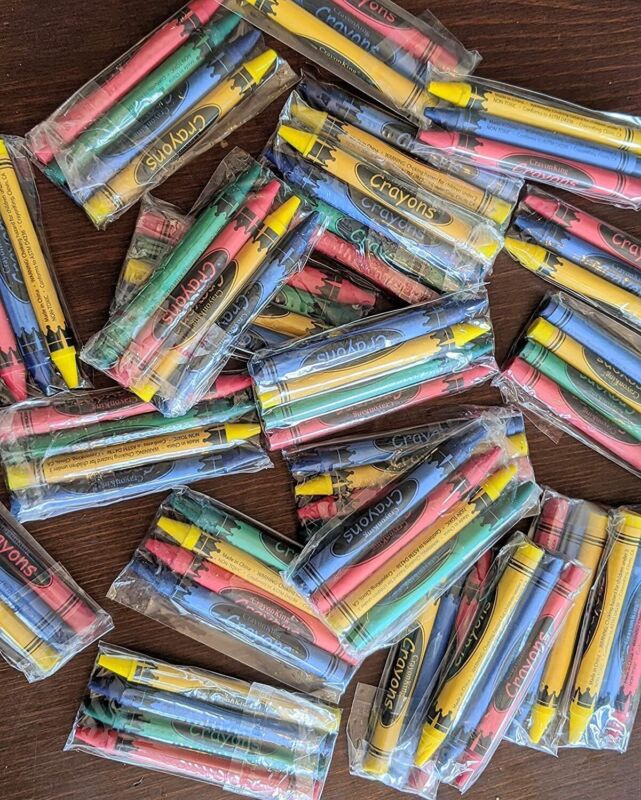 CrayonKing 150 Sets of 4-Packs (600 Bulk Crayons) – Non-Toxic, Individually Wrapped, Perfect for Parties, Restaurants, Classrooms & More : Toys & Games