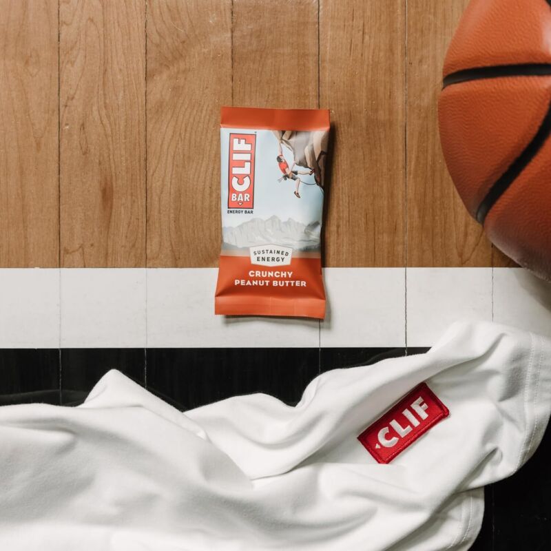 CLIF BAR - Crunchy Peanut Butter - Made with Organic Oats - Energy Bars - Non-GMO - Plant Based Protein Bars (15 Pack) : Health & Household